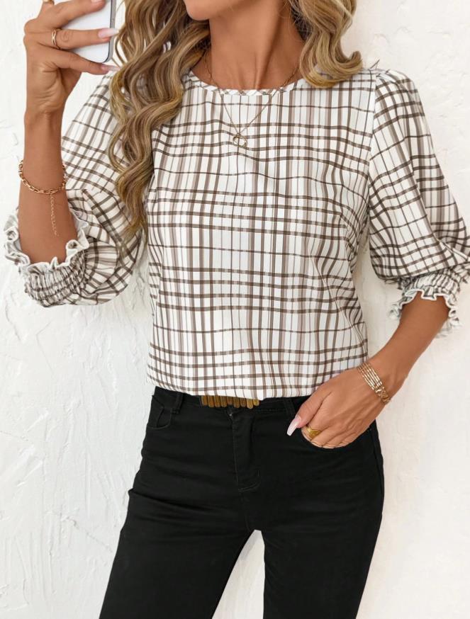 FORMO Textured Puff-Sleeve Top